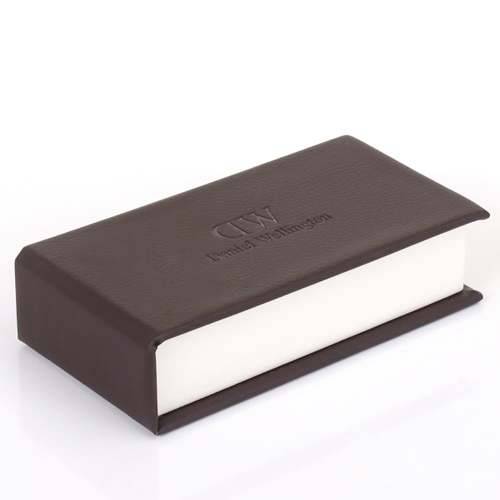 WOW! DANIEL WELLINGTON MEN'S 0106DW ST. MAWES WATCH. BRAND NEW!