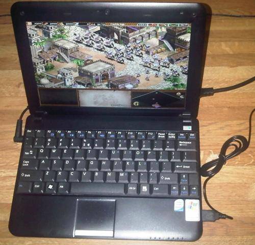 MSI / Proline U100 Netbook and Super Portable LG DVD Drive with Pouch, USB Mouse, Software and Games