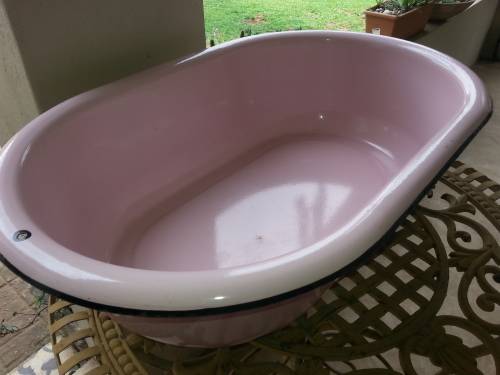 RARE PINK FRENCH ENAMEL BABY BATH/ BASIN - BEAUTIFUL CONDITION