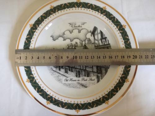 LIMITED EDITION PLATE - GERALD SWAN - OLD HOUSES IN PARK STREET