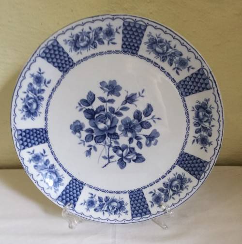 MELODY - ALFRED MEAKIN - BLUE DECORATIVE PLATE - 23 CM
