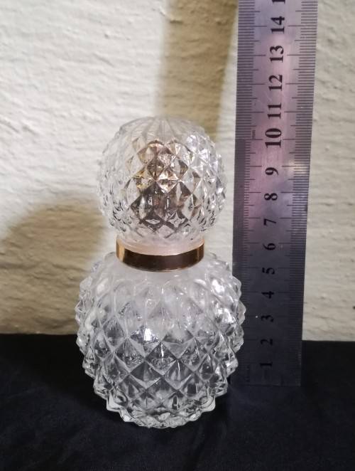 11 CM VINTAGE GLASS PERFUME BOTTLE