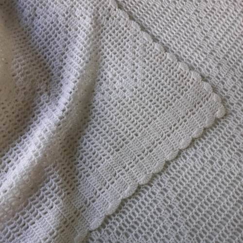 LARGE CROCHET WOOLEN BLANKET