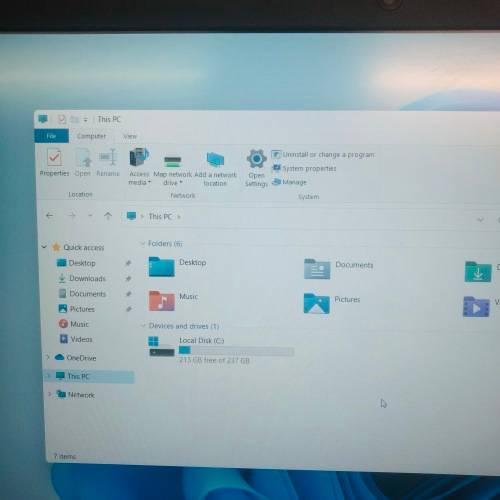 Lenovo ThinkPad X260  Core i7-6500U 2.59GHz 8GB Ram  256GB SSD  13,3` HD Graphics 520  2xBattery