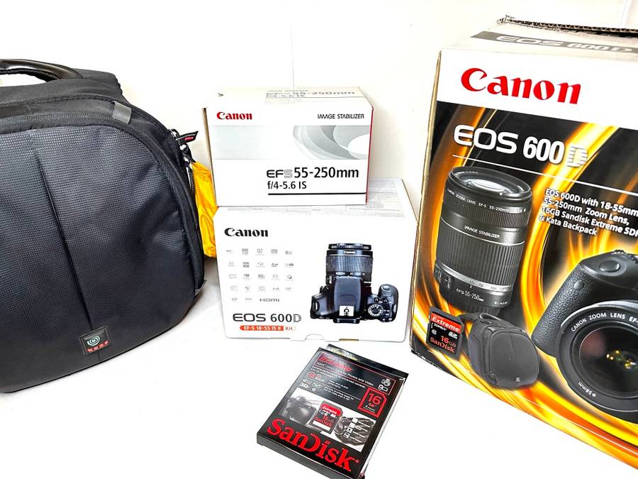 Canon EOS 600D DSLR Camera with Canon EFS 18-55mm AF/MF macro Lens  Canon EFS 55-250mm Zoom Lens Ori