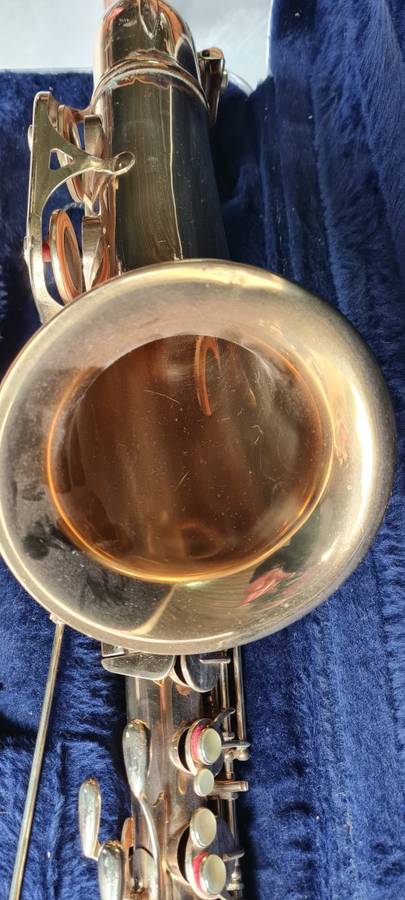 Conn 1970`s Tenor Saxophone