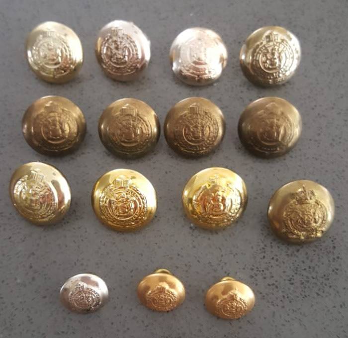 15 SA Railway Police Buttons