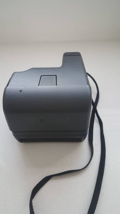 VINTAGE POLAROID INSTANT CAMERA