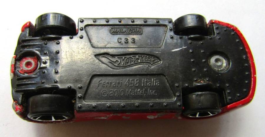 2010 Hot Wheels Ferrari 458 Italia