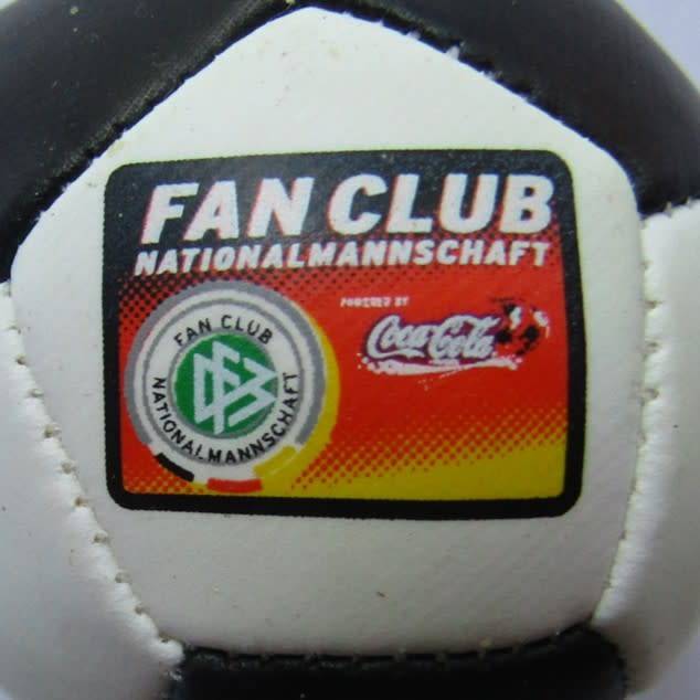 Old Coca Cola German Football Keyring
