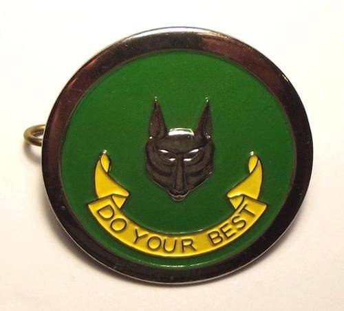 Old Boy Scouts "Do Your Best" Metal Wolf Cap Badge