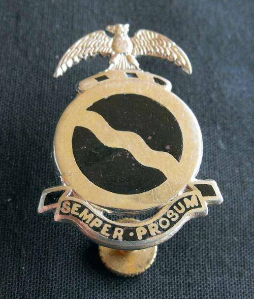 SADF REGIMENT MOOI RIVIER METAL CAP BADGE