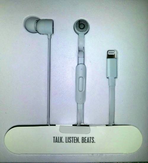 Authentic Beats by Dr. Dre urBeats3 Earphones with 3.5mm Plug