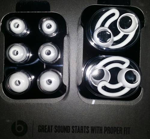 Authentic Beats by Dr. Dre urBeats3 Earphones with 3.5mm Plug