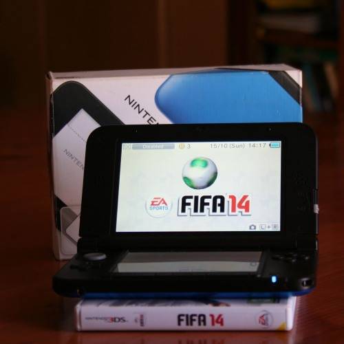 Nintendo 3DS XL + Fifa14