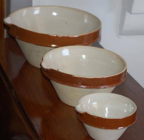 Set of Three Mixing bBowls