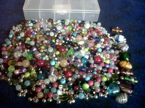 !! ////GLASS BEAD MIX///!!NEW STOCK(BID PER PACKET)