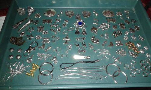 metal mix assorted items(65pkts bidding on for whole mix)