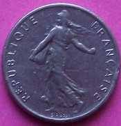 Small collection of coins of France.See photographs and description below.