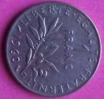 Small collection of coins of France.See photographs and description below.