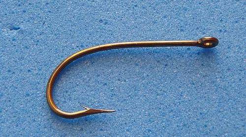 25 Mustad Fly Tying Hooks 3366 Size #6 --  Fly tying/Fly Fishing
