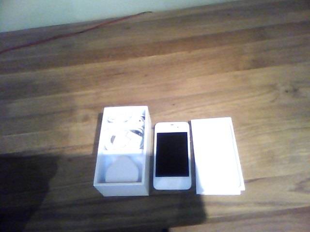 White iPhone 4S 16GB