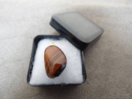A FABULOUS POLISHED RED TIGERS EYE NUGGET PENDANT, STUNNING!!!