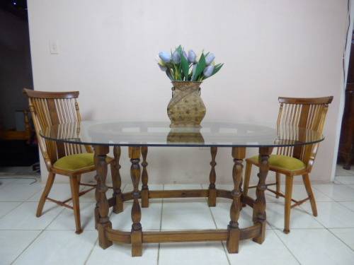 A STRIKING, SOLID AND HEAVY GLASS TOP DINING ROOM/FOYER DISPLAY TABLE. PERFECT AS EITHER!!