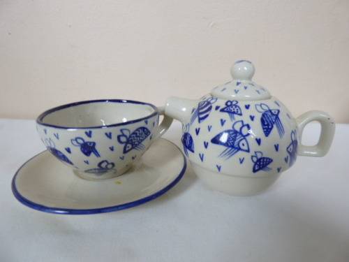 AN AWESOME "COLOURFUL" CERAMIC "TEA-FOR-ONE" TEA CUP, SAUCER AND TEAPOT COMBO SET!!