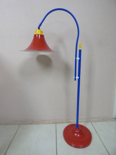A LOVELY LARGE COLOURFUL LAMP WITH A MAGNETIC BATTERY OPERATED LED LIGHT, FUNKY IN A MODERN HOME!!