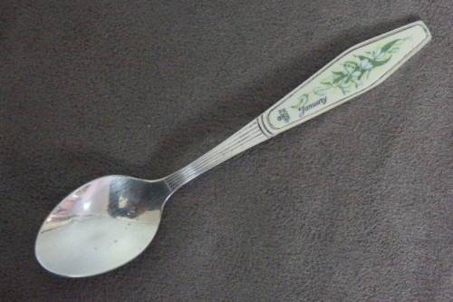 AN AWESOME VINTAGE ROYAL ALBERT SILVER PLATED "BIRTHDAY MONTH" SERIES TEASPOON