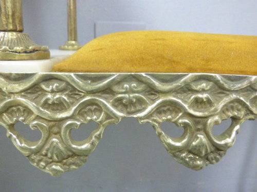A SUPERB VINTAGE QUEEN ANNE STYLE SOLID BRASS & MARBLE TELEPHONE TABLE IN GREAT CONDITION!!