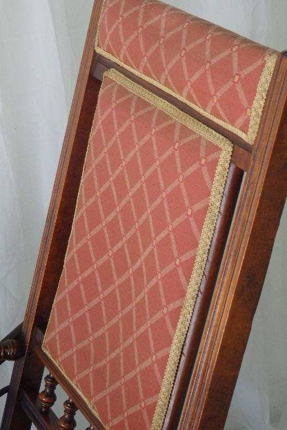 A MAGNIFICENT ANTIQUE VICTORIAN TURNED BEECH WOOD "AMERICAN" MECHANICAL ROCKING CHAIR