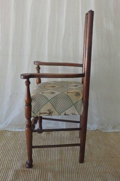 AN INCREDIBLE ANTIQUE SOLID ENGLISH OAK OCCASIONAL ARM CHAIR WITH 19th CENTURY STYLED PAD FOOT LEGS