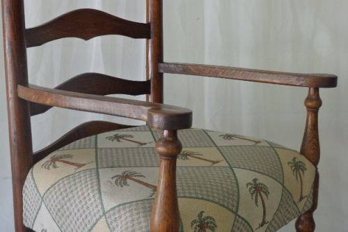 AN INCREDIBLE ANTIQUE SOLID ENGLISH OAK OCCASIONAL ARM CHAIR WITH 19th CENTURY STYLED PAD FOOT LEGS