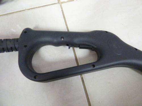 AN AWESOME GENESIS STEAM CLEANER & ALL ATTACHMENTS, A DREAM TO HAVE IN THE HOME!!