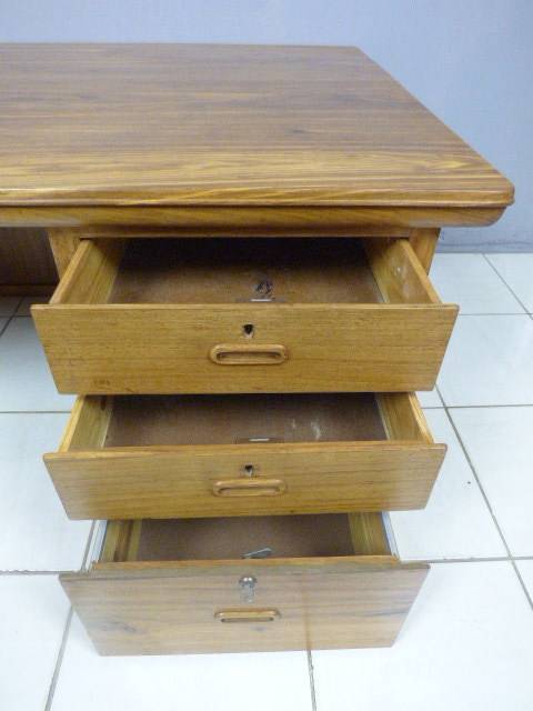 A STUNNING LARGE VINTAGE TEAK EXECUTIVE DESK w 4 DRAWERS & A CUPBOARD. STUNNING CHARACTER & CHARM!