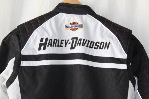 A SPECTACULAR ORIGINAL HARLEY DAVIDSON GENTS SIZE LARGE BIKE JACKET IN SUPERB CONDITION