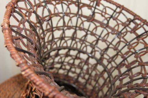 3x SPECTACULAR LARGE WICKER URN SHAPED VASES w/ STEEL REINFORCED FRAMES IN GREAT CONDITION bid/vase