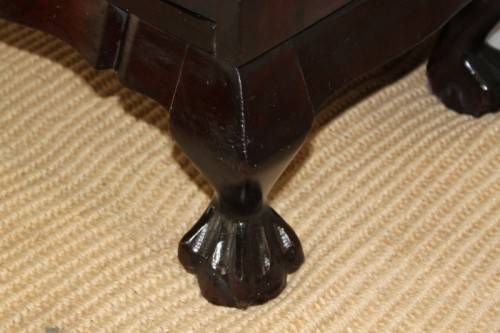 A BEAUTIFUL ANTIQUE SOLID IMBUIA BALL & CLAW DRINKS CABINET/ BUFFET SERVER IN AMAZING CONDITION