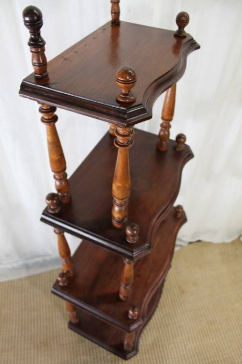 A STUNNING TALL VINTAGE FOUR-TIER "WHATNOT" DISPLAY SHELF IN GREAT CONDITION