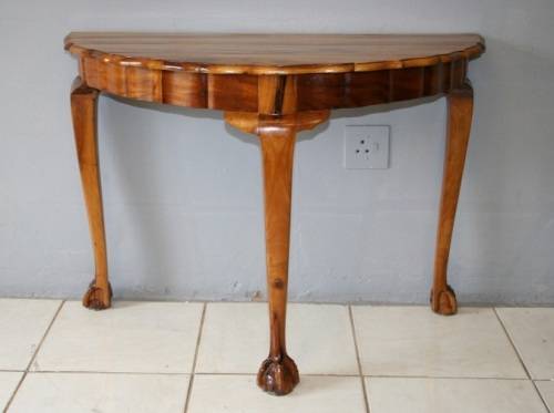 AN INCREDIBLE ANTIQUE (LARGE) SOLID "GOLDEN" IMBUIA BALL & CLAW HALF MOON DISPLAY/OCCASIONAL TABLE