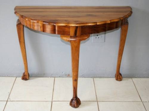 AN INCREDIBLE ANTIQUE (LARGE) SOLID "GOLDEN" IMBUIA BALL & CLAW HALF MOON DISPLAY/OCCASIONAL TABLE