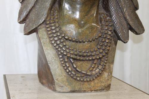 A MAGNIFICENT & UNIQUE HUGE HAND CARVED NATIVE AMERICAN INDIAN CHIEF GREEN OPAL STONE BUST SCULPTURE
