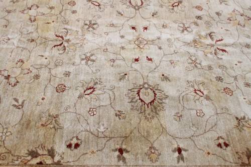 A SPECTACULAR LARGE (2.9m x 2.5m) TRADITIONAL AFGHAN CHOBI PERSIAN CARPET IN WONDERFUL CONDITION