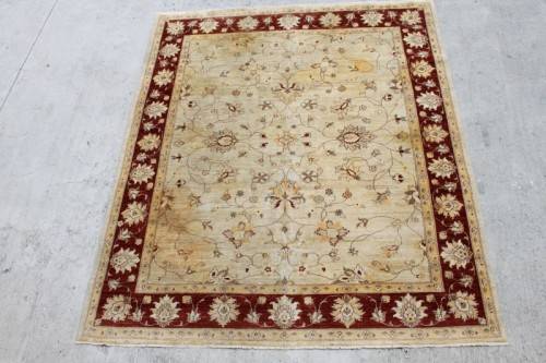 A SPECTACULAR LARGE (2.9m x 2.5m) TRADITIONAL AFGHAN CHOBI PERSIAN CARPET IN WONDERFUL CONDITION