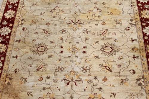 A SPECTACULAR LARGE (2.9m x 2.5m) TRADITIONAL AFGHAN CHOBI PERSIAN CARPET IN WONDERFUL CONDITION