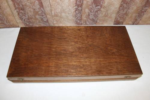 A MAGNIFICENT COMPLETE STAINLESS STEEL (12 SETTING) 112 PIECE CUTLERY SET IN ITS ORIGINAL CADDIE