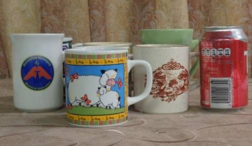 A LOVELY COLLECTION OF SEVEN ASSORTED COFFEE MUGS! STUNNING TO MIX AND MATCH!!