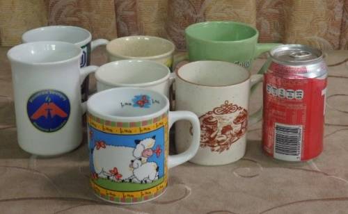 A LOVELY COLLECTION OF SEVEN ASSORTED COFFEE MUGS! STUNNING TO MIX AND MATCH!!